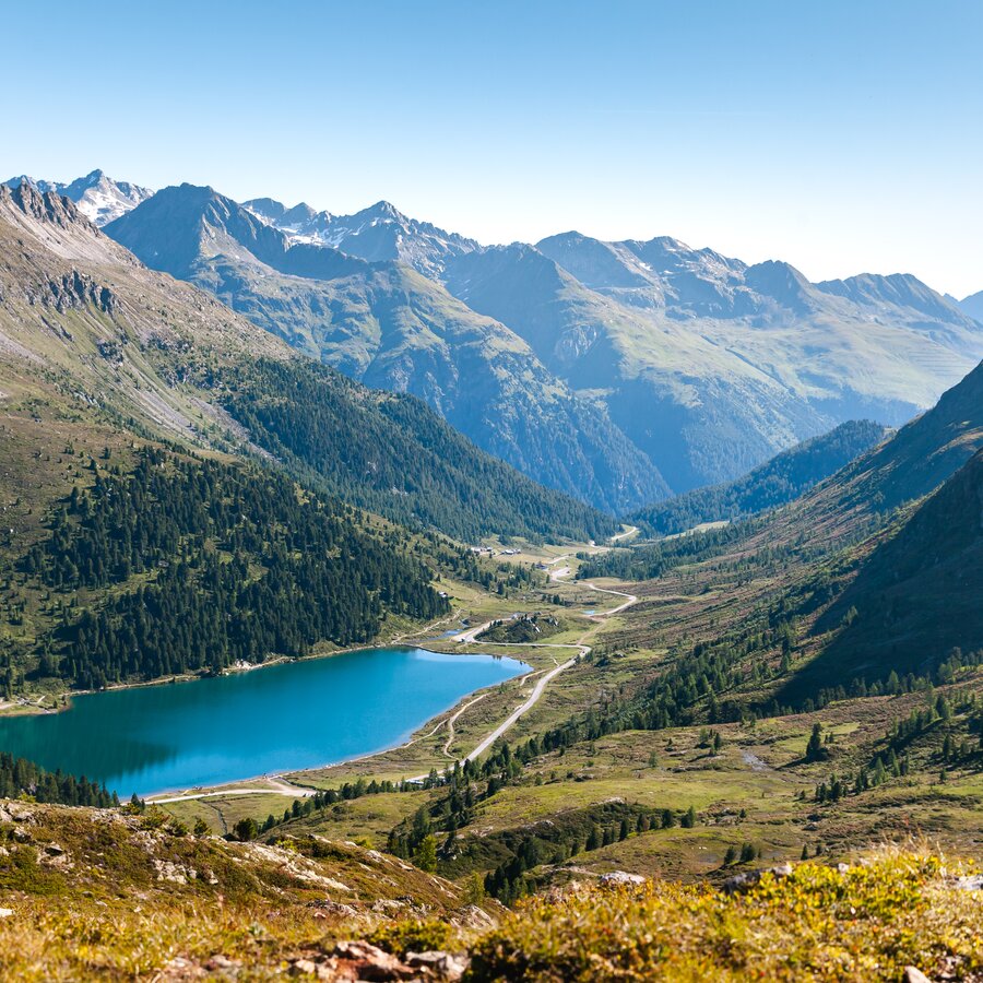 Blick auf den See, Berglandschaft | © Roter Rucksack