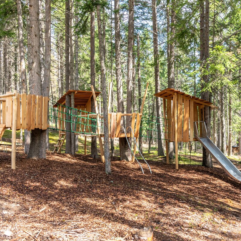 Der Spielbereich beim Abenteuerweg am Piz de Plaies. | © Skirama Kronplatz