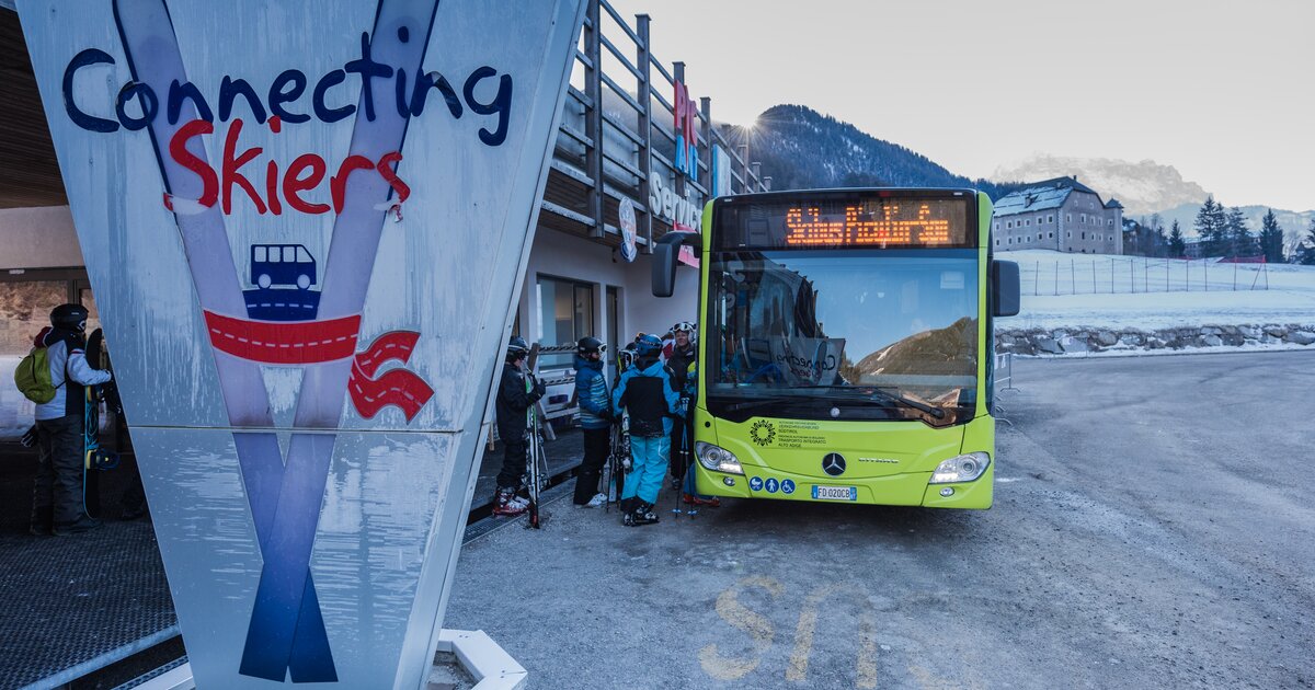Connecting Skiers: your ski bus from Kronplatz to Alta Badia 🚌❄️